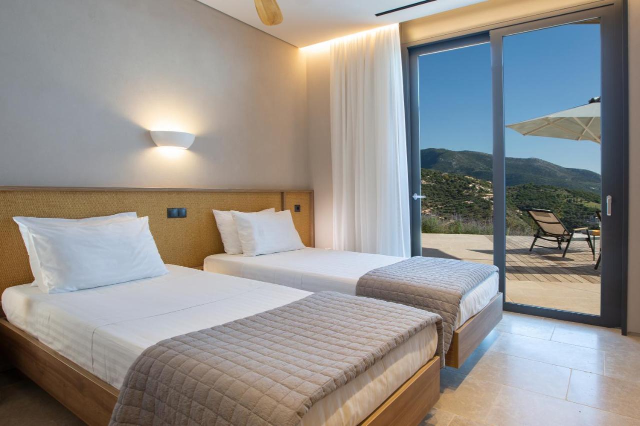 Blooms Of Sivota Bay - Luxury Villas With Private Heated Pool Ngoại thất bức ảnh