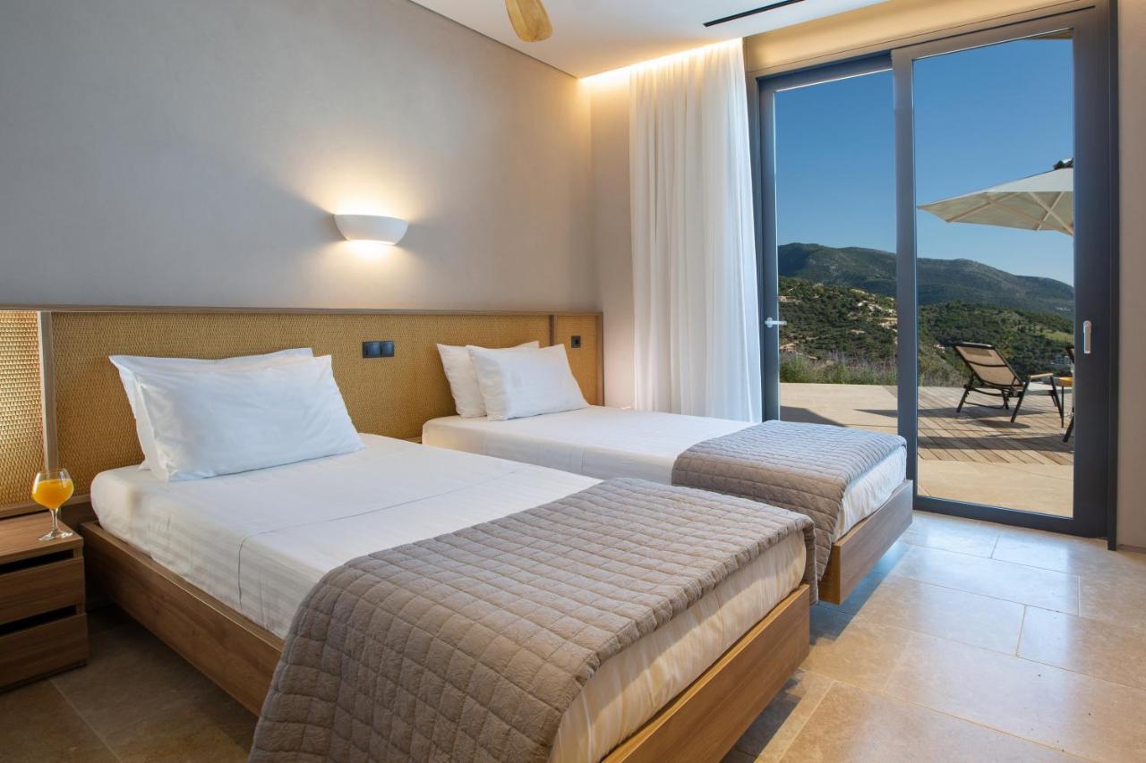 Blooms Of Sivota Bay - Luxury Villas With Private Heated Pool Ngoại thất bức ảnh