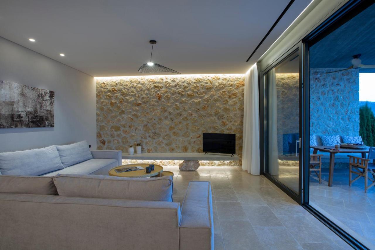Blooms Of Sivota Bay - Luxury Villas With Private Heated Pool Ngoại thất bức ảnh